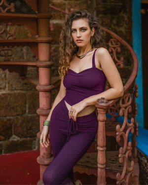 Wholesale - "NILAYA" Yoga Tank Top in Purple Color, Sexy Yoga Clothes